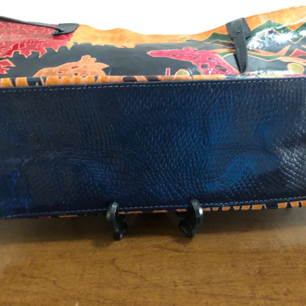 HAND PAINTED LEATHER JUNGLE NATIVES SAFARI SCENE LINEN LINED INNER ZIP LARGE BAG - Picture 13 of 15